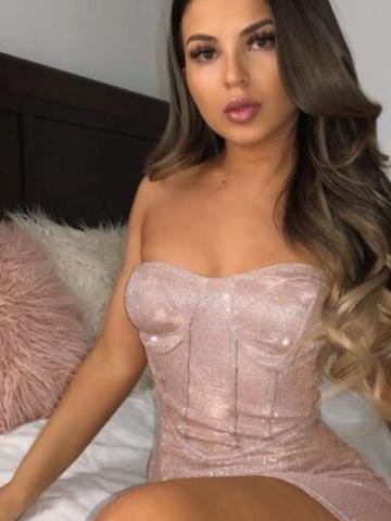 Моника фото 2